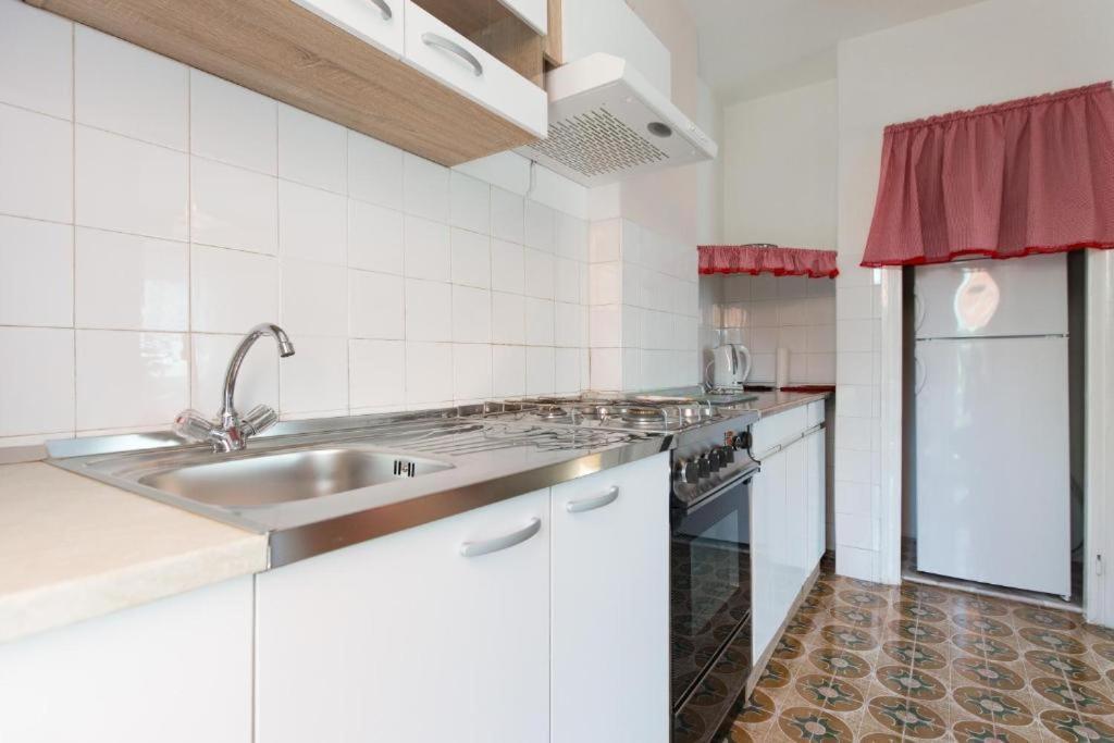 Apartments Hodanic Krk Town Exterior photo