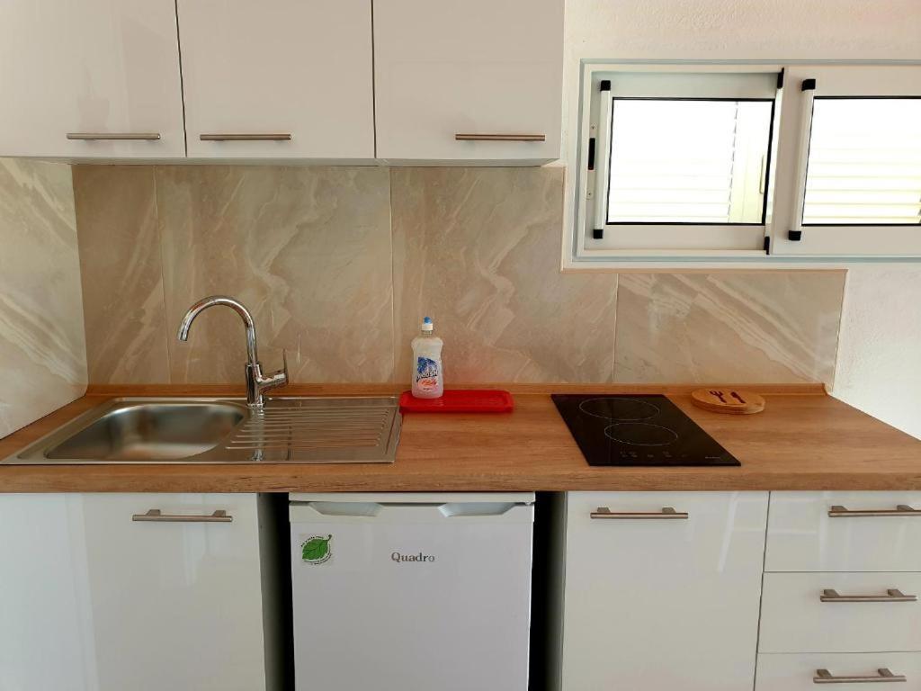 Apartments Hodanic Krk Town Exterior photo